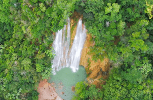 Salto el lim贸n Villa SAMANA